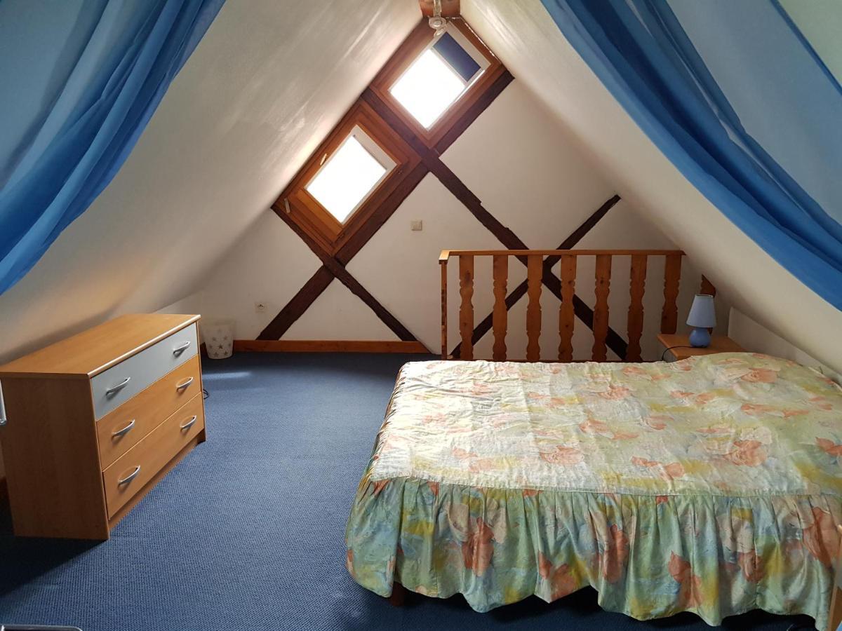 La Maison Jaune Амершвир Екстериор снимка